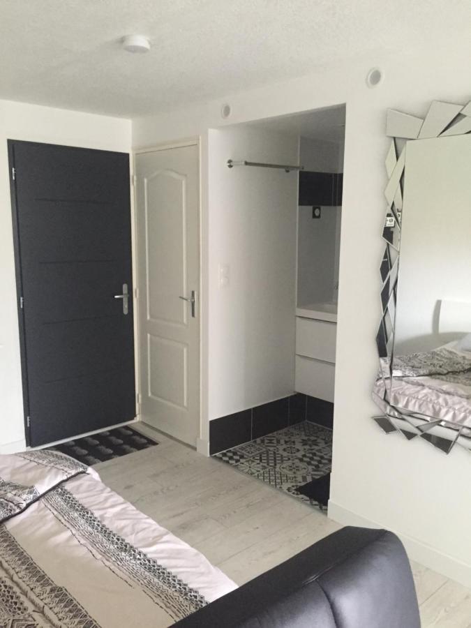 אגדה Appartement Tres Proche Naturiste, Chic, Piscine מראה חיצוני תמונה